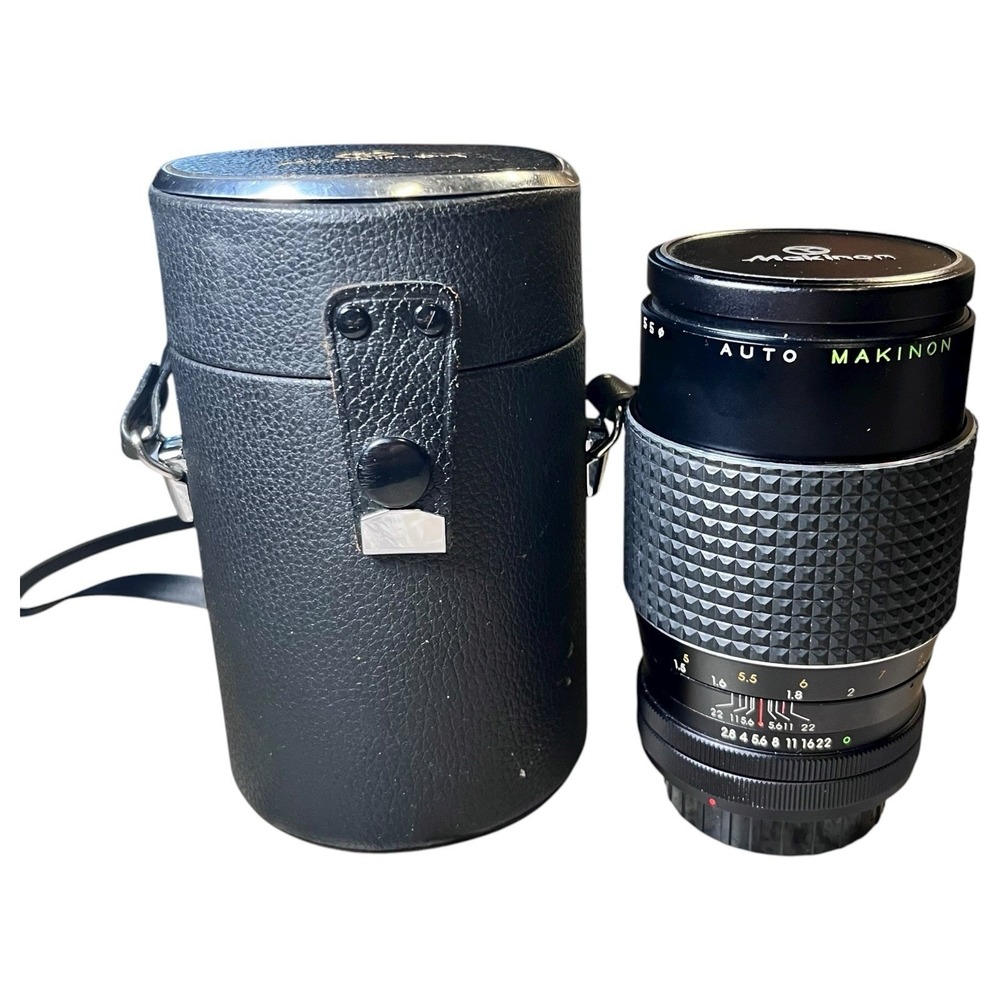 Makinon 135mm F2.8 lens Canon FD‎ Mount + Both Caps & Hard Case